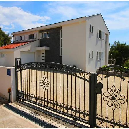 Nika Apartmán Primošten