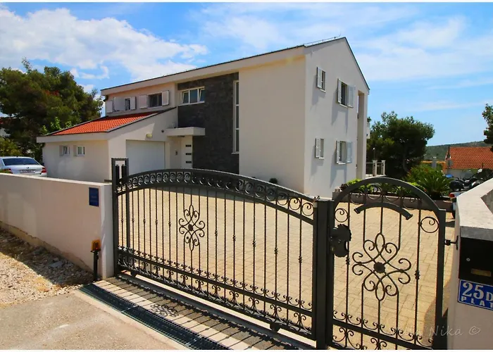 Nika Apartamento Primošten