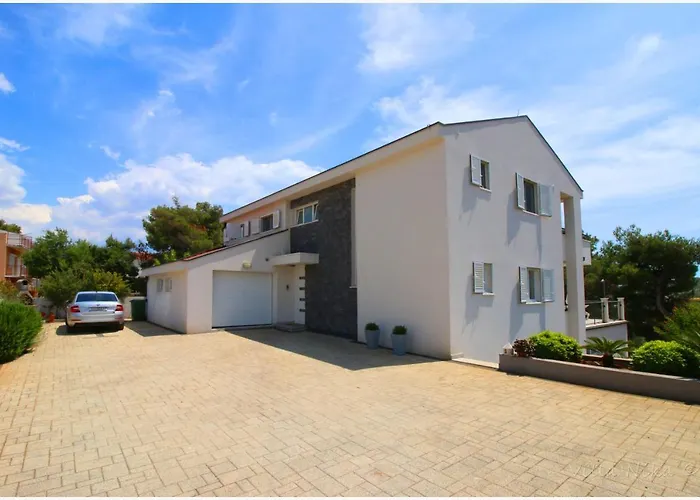 Apartamento Nika Primošten