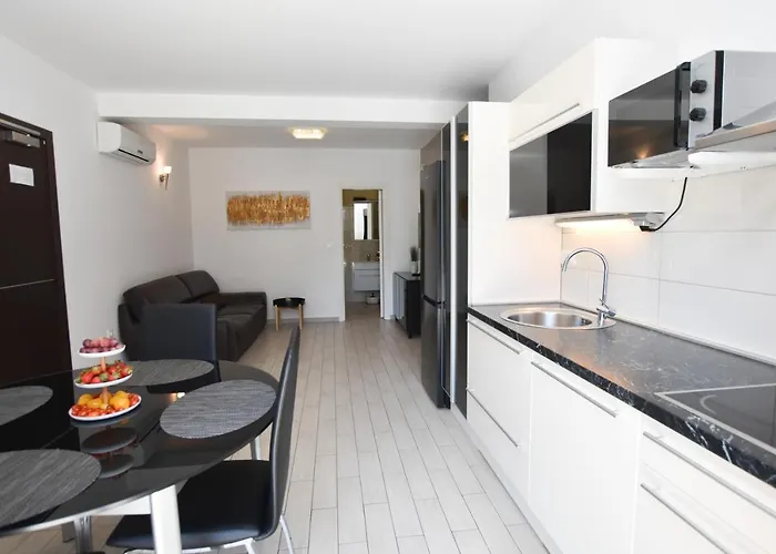 Apartamento Nika Primošten